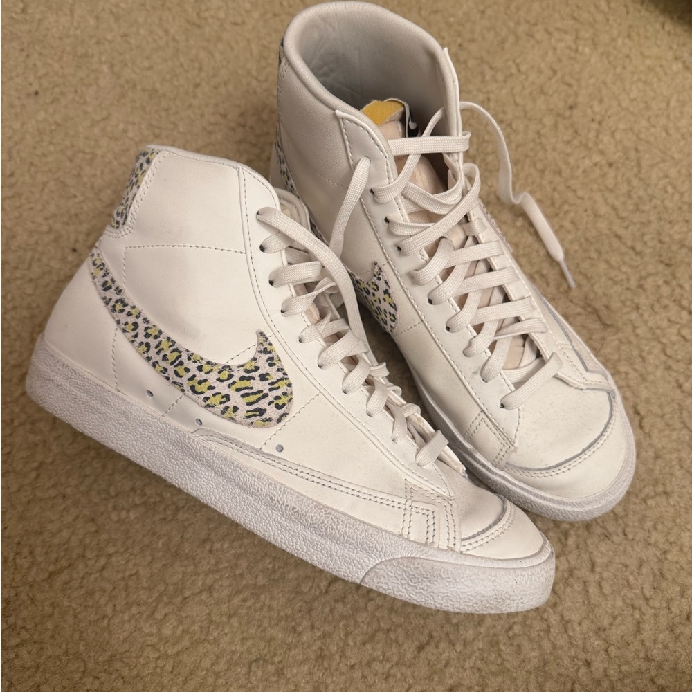 Nike Blazer mid '77 White Sneakers with Leopard Accents